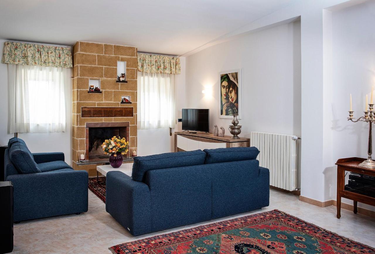Villa Eva Crispiano Екстер'єр фото
