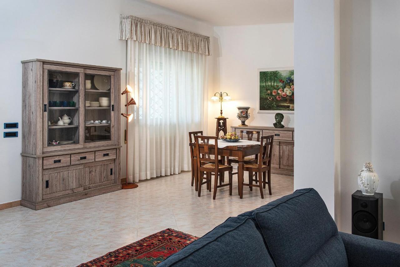 Villa Eva Crispiano Екстер'єр фото