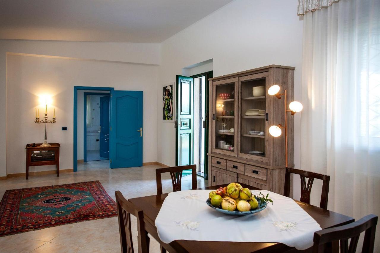 Villa Eva Crispiano Екстер'єр фото